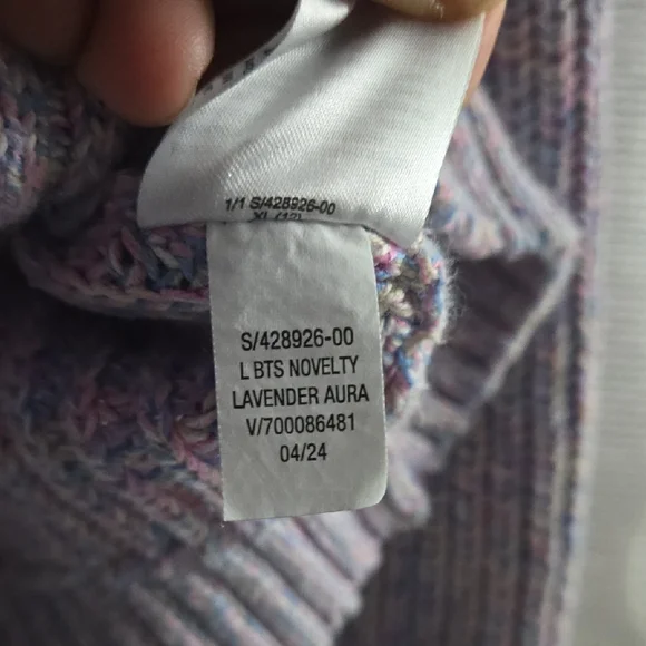 Old Navy Lavender Knit Cardigan - Picture 4 of 8